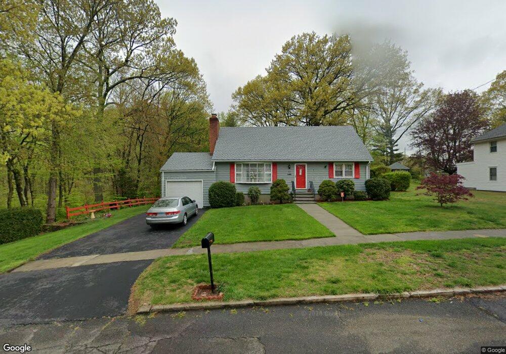 360 Fairfax Dr, Stratford, CT 06614 - photo 1