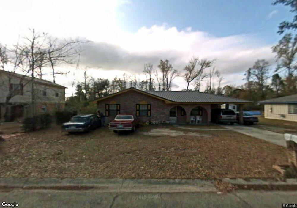 1216 Pinewood Dr, Picayune, MS 39466 - photo 1