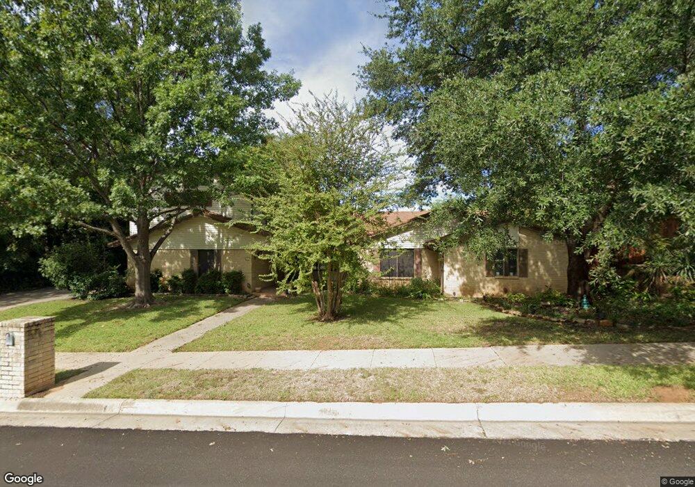 325 Eagle Dr, Bedford, TX 76021 - photo 1