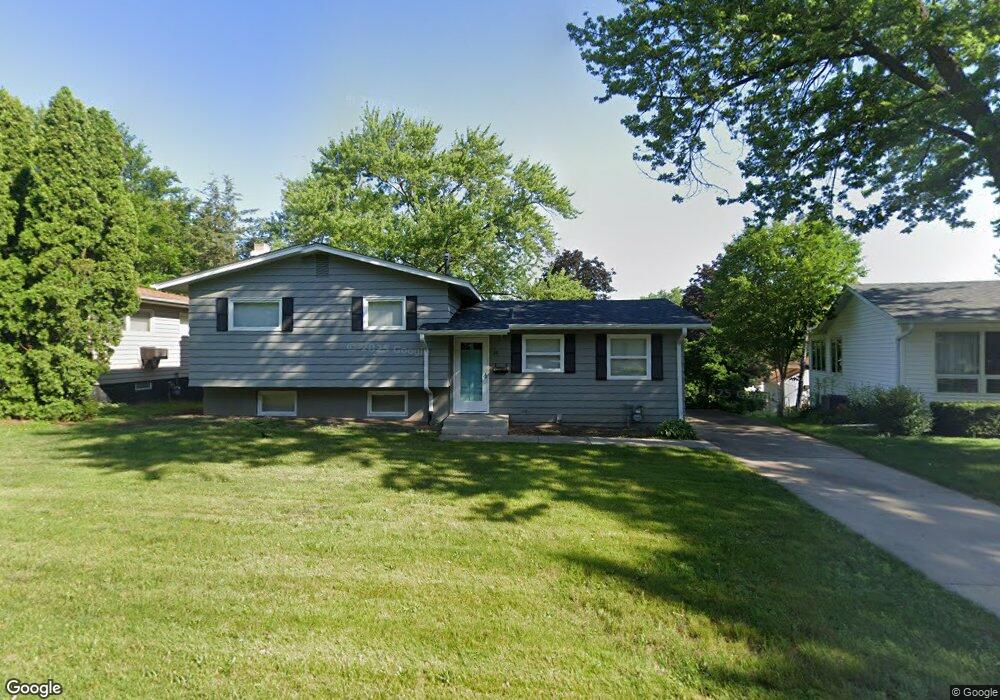 36 Parklane Cir, Bettendorf, IA 52722 - photo 1