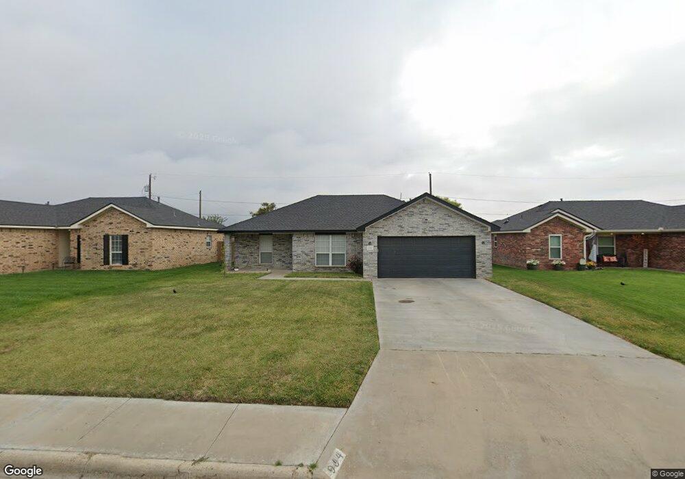 904 NE 6th St, Dumas, TX 79029 - photo 1
