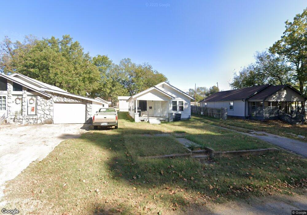 605 N Oklahoma Ave, Shawnee, OK 74801 - photo 1