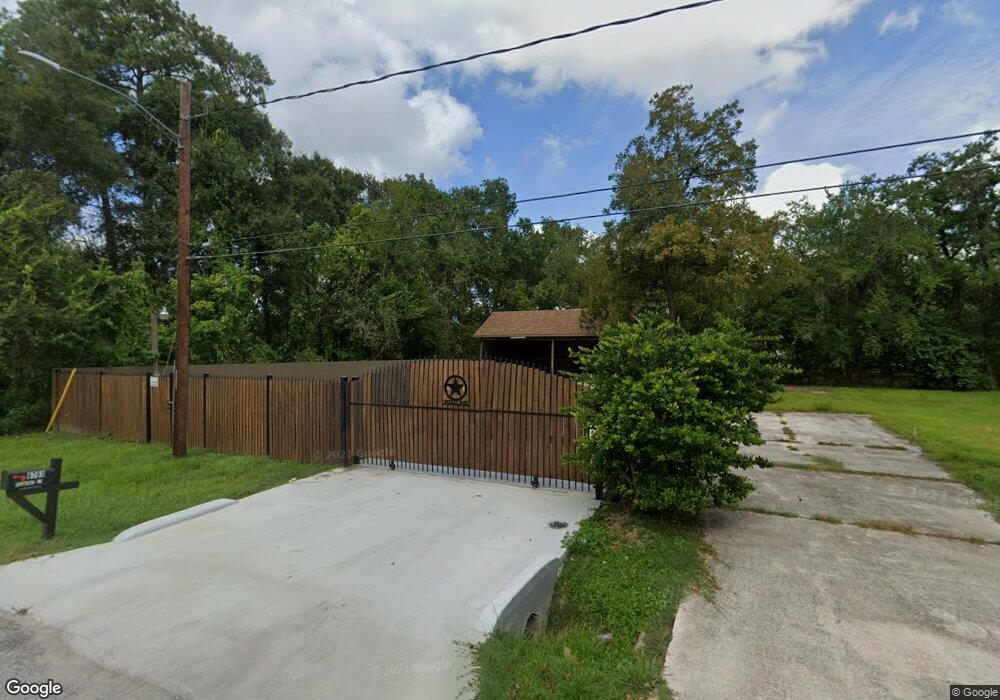 6703 Roanoke St, Houston, TX 77028 - photo 1