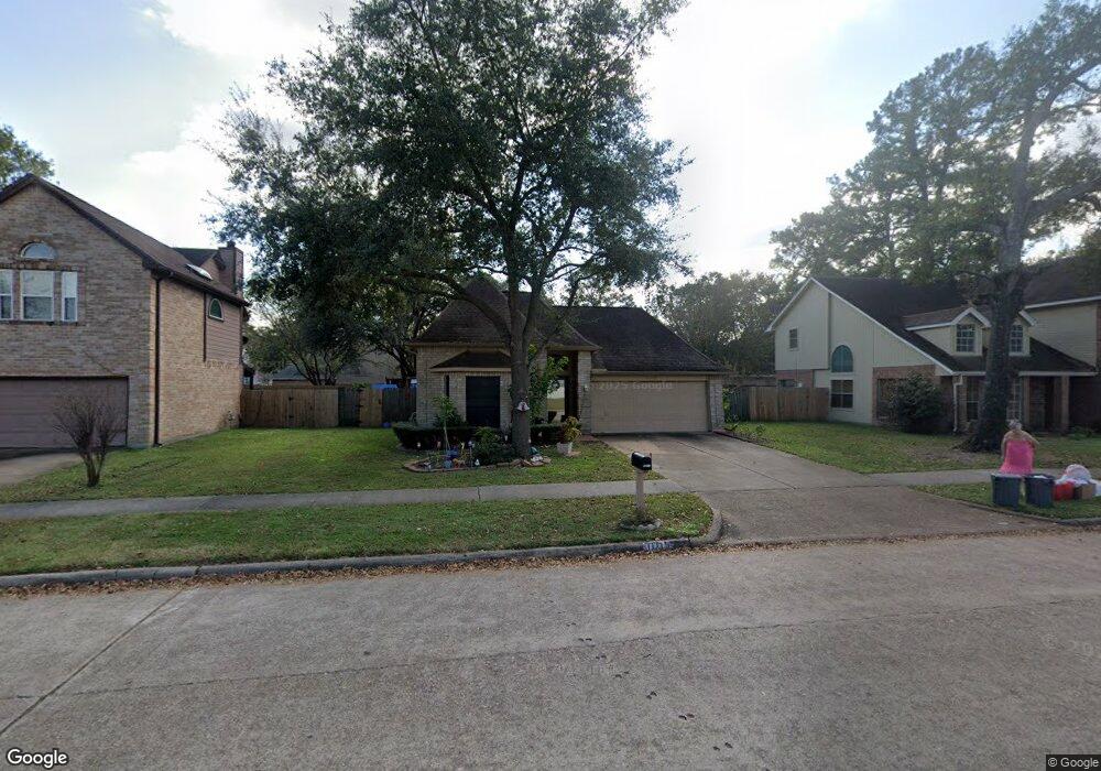 11119 Gatesden Dr, Tomball, TX 77377 - photo 1