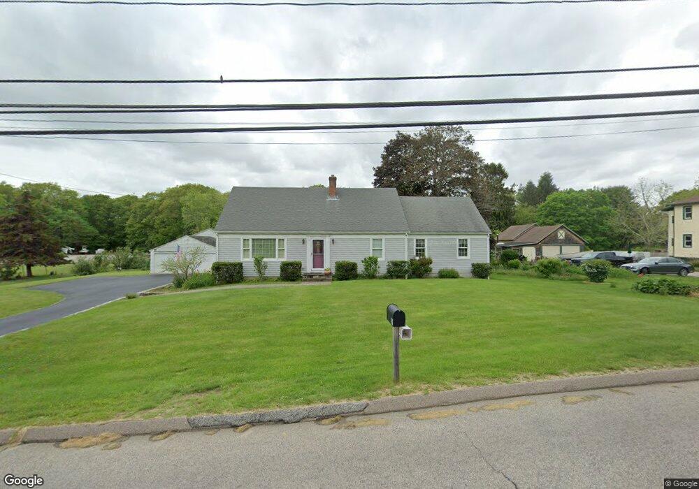 59 N Stonington Rd, Pawcatuck, CT 06379 - photo 1