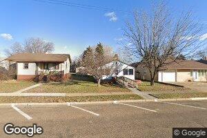 207 S Main St, Bowman, ND 58623