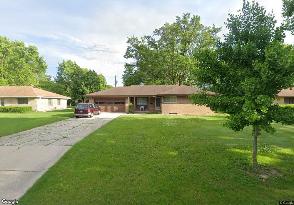 13039 W Fairmount Ave, Butler, WI 53007 - photo 1