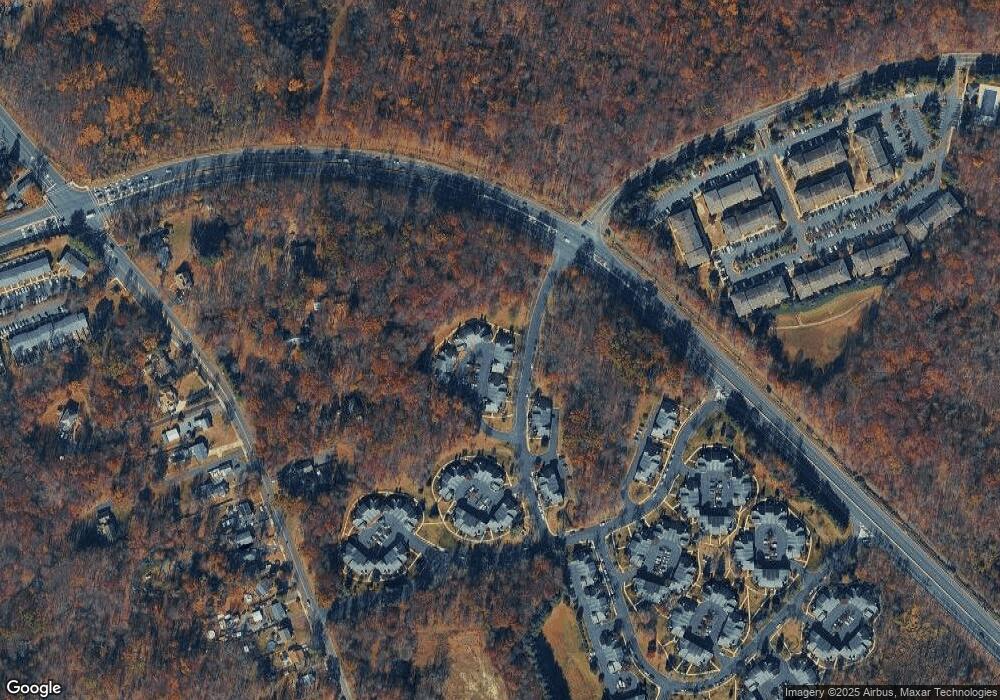 24 White Oak Ct unit 3, Monmouth Junction, NJ 08852 - photo 1