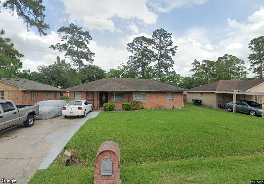 10506 Castleton St, Houston, TX 77016 - photo 1