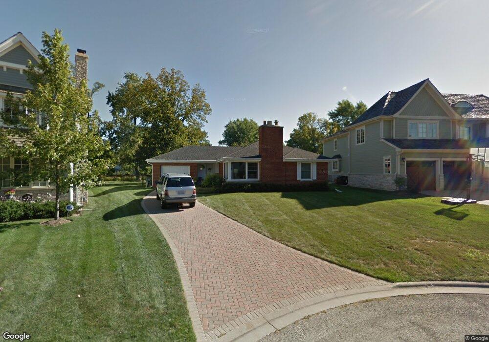 2229 Robincrest Ln, Glenview, IL 60025 - photo 1