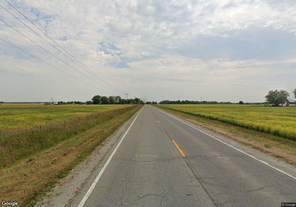 8908 E State Highway 33, Shumway, IL 62461 - photo 1