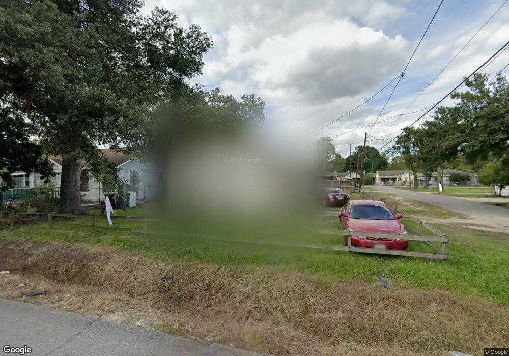 219 Melbourne St, Houston, TX 77022 - photo 1