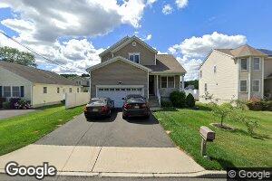 15 Biondi St, Laurence Harbor, NJ 08879