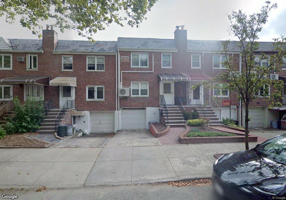 6917 197th St, Fresh Meadows, NY 11365 - photo 1