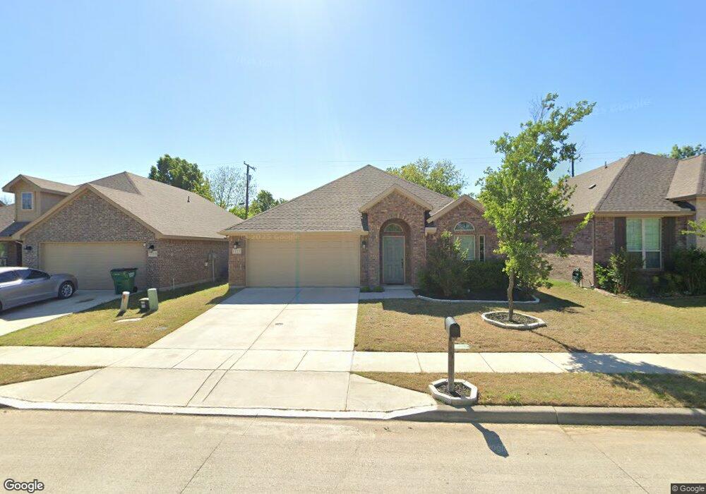 1117 Vintage Ave, Gainesville, TX 76240 - photo 1