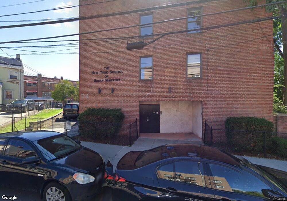 3165 46th St, Long Island City, NY 11103 - photo 1