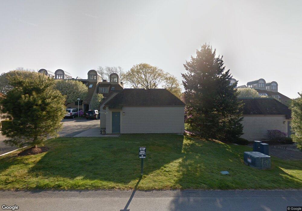 8 Weetamoe Farm Dr unit 8, Bristol, RI 02809 - photo 1