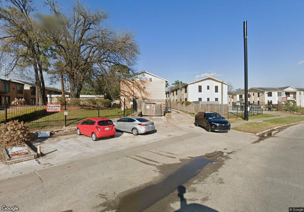 3635 N Macgregor Way unit 32, Houston, TX 77004 - photo 1