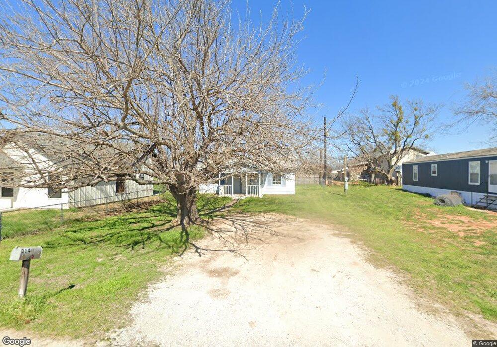 314 Wren Dr, Granbury, TX 76049 - photo 1