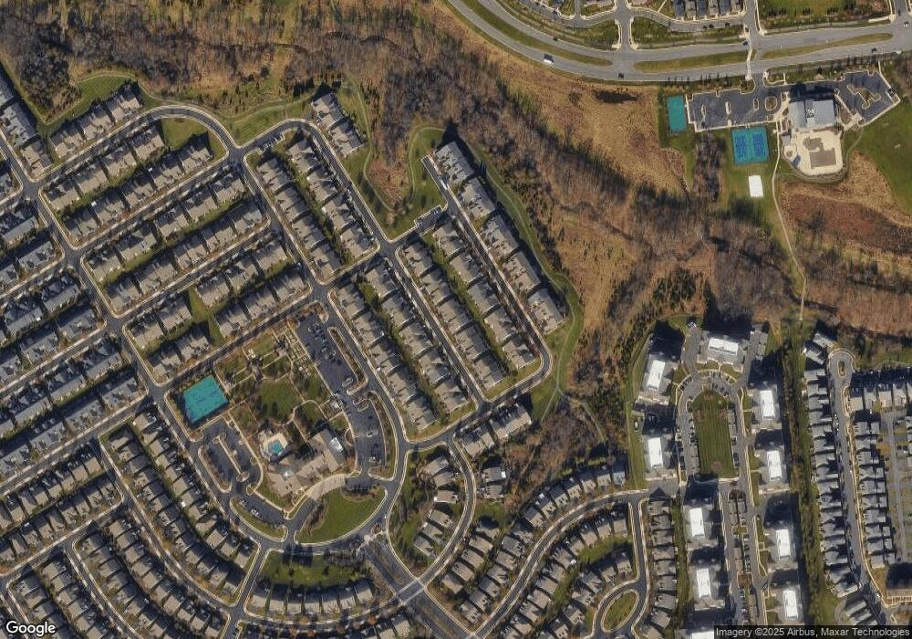 44496 Maltese Falcon Square, Ashburn, VA 20147 - photo 1