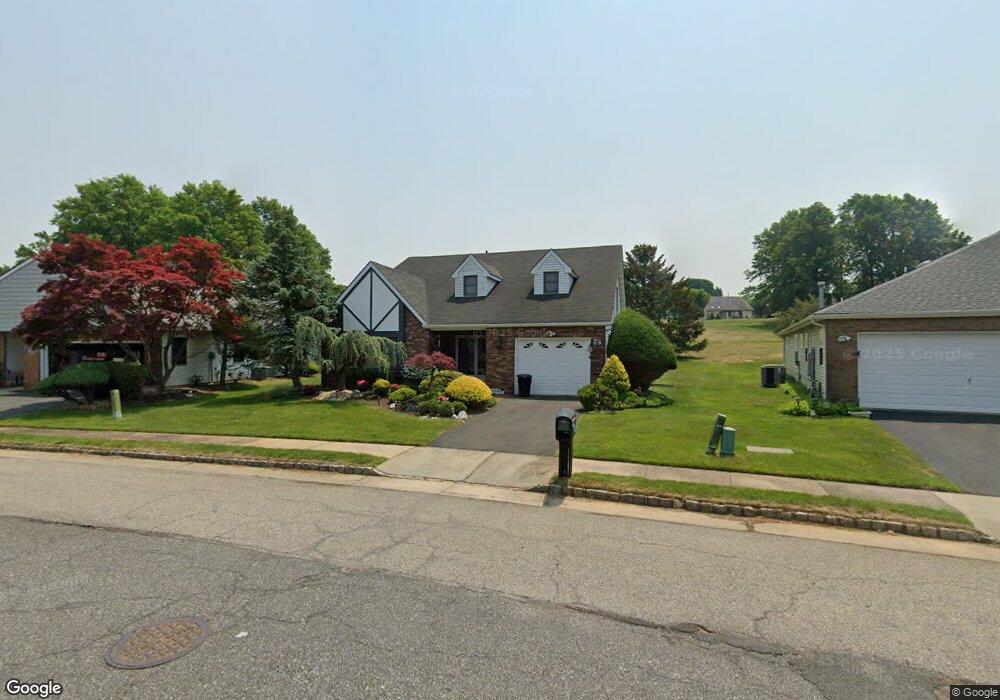 28 Hansom Ln, Marlboro, NJ 07746 - photo 1