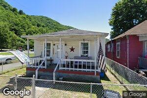 16 Wilson St, Smithers, WV 25186