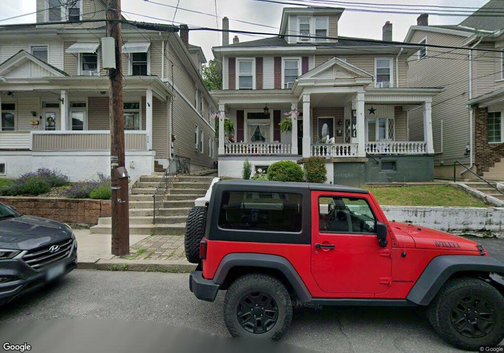 522 Arlington St, Tamaqua, PA 18252 - photo 1