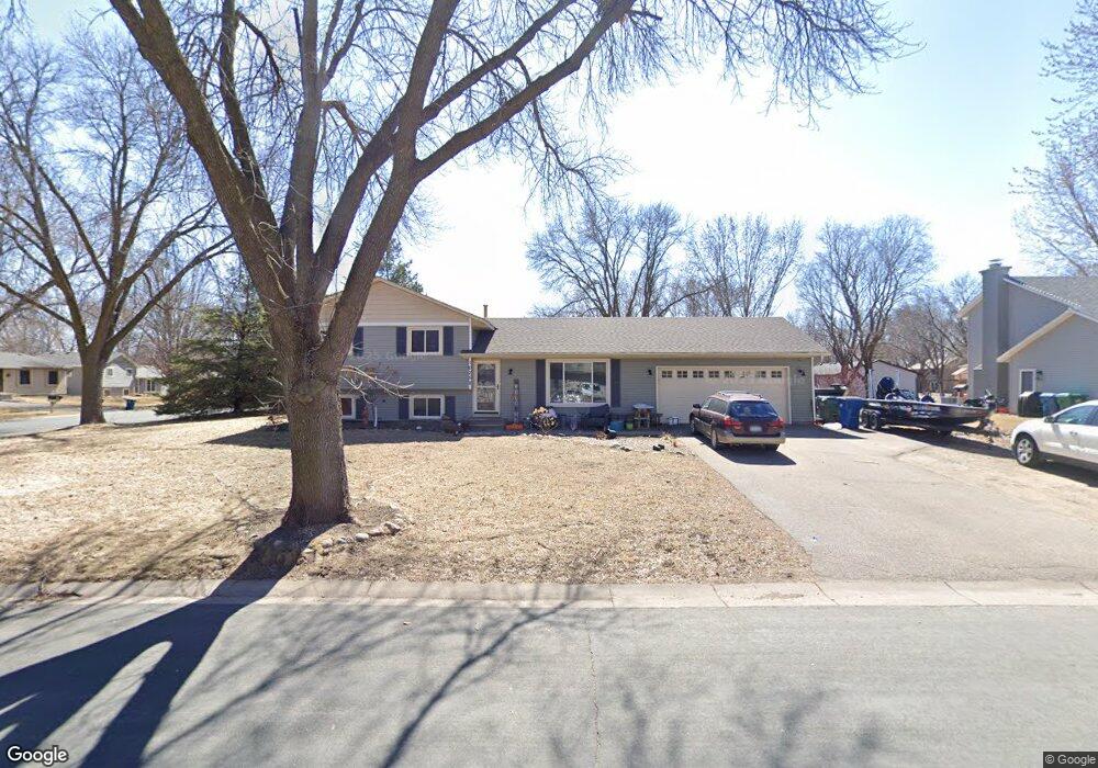 10252 Orleans Ln N, Maple Grove, MN 55369 - photo 1