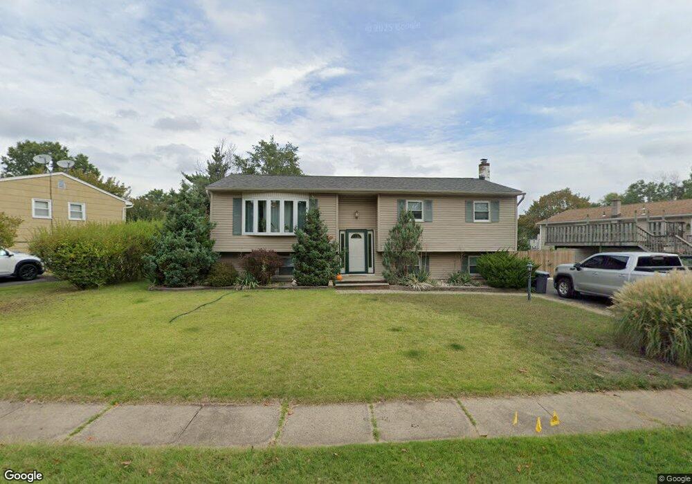 2 Wilton Ave, Middlesex, NJ 08846 - photo 1