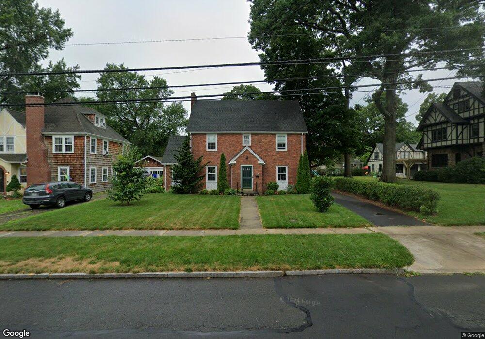 59 S Highland St, West Hartford, CT 06119 - photo 1