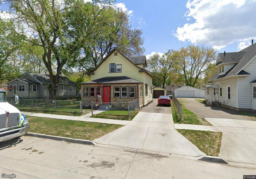 2339 E Walnut St, Des Moines, IA 50317 - photo 1