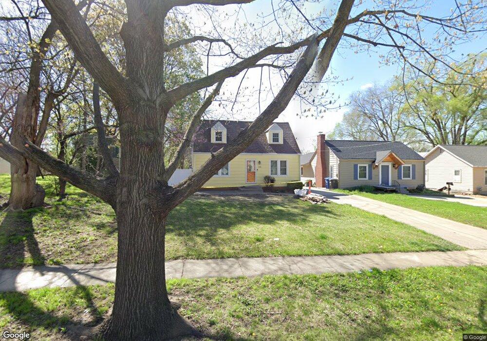 1238 48th St, Des Moines, IA 50311 - photo 1