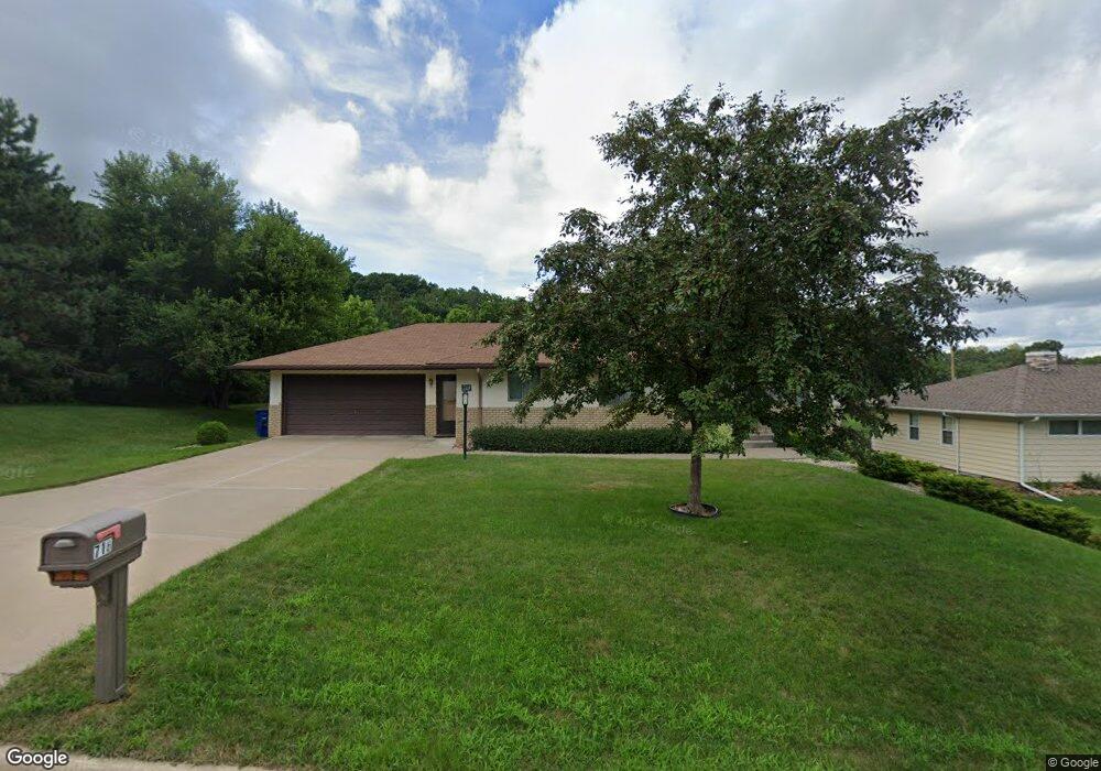 718 N 1st St, La Crescent, MN 55947 - photo 1