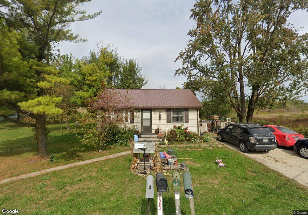 805 E Line St, Geneva, IN 46740 - photo 1
