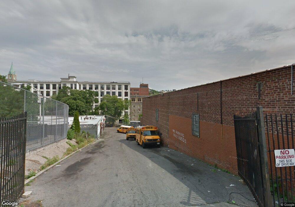 8 Waring Row, Yonkers, NY 10701 - photo 1