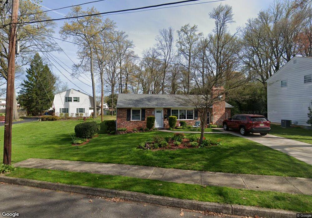 33 Thomas Ave, Maple Shade, NJ 08052 - photo 1