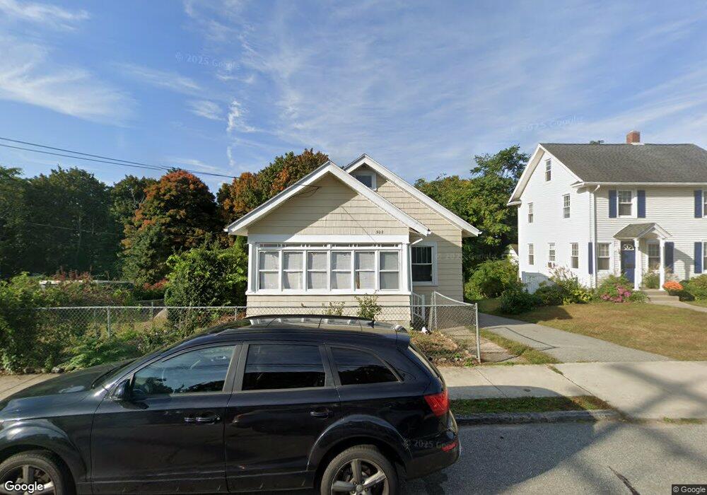 302 Crystal Ave, New London, CT 06320 - photo 1