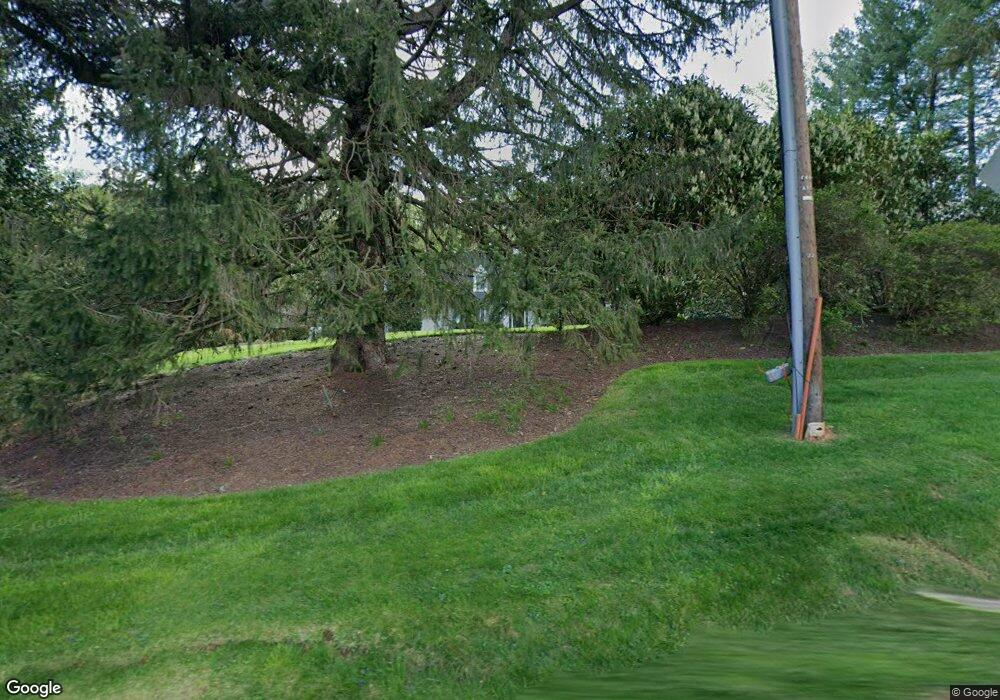 1027 Swinks Mill Rd, McLean, VA 22102 - photo 1