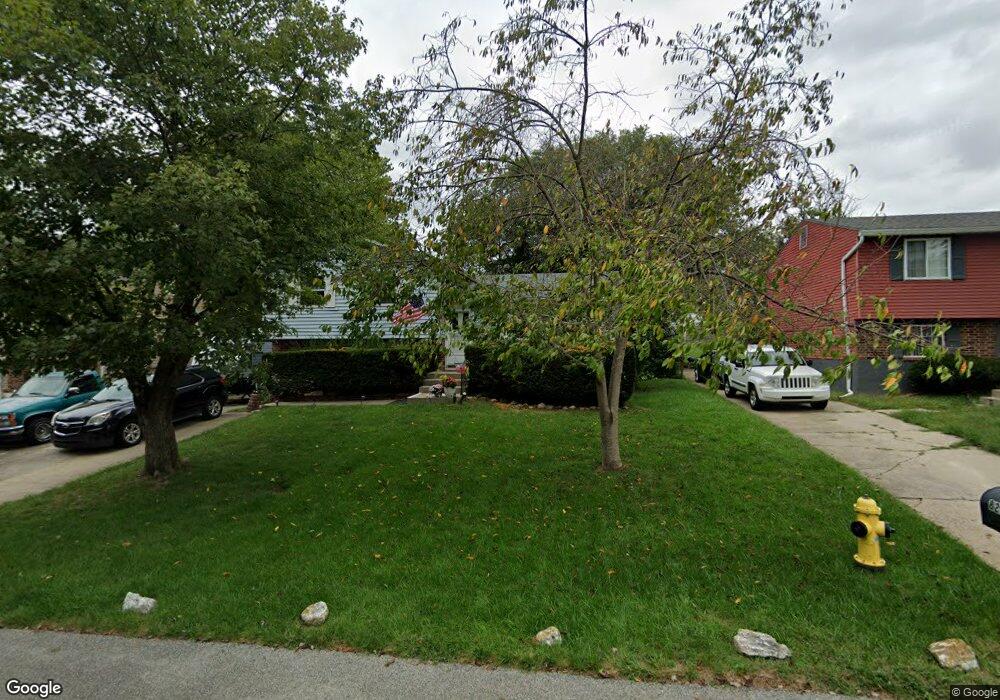 8212 Sealston Dr, Louisville, KY 40228 - photo 1