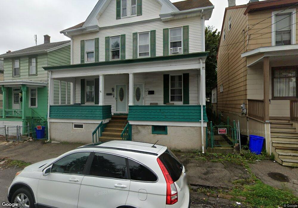 324 E Chestnut St, Hazleton, PA 18201 - photo 1
