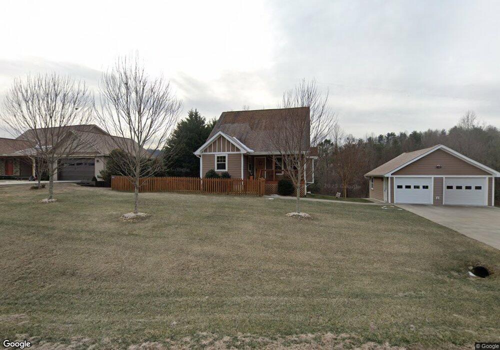 235 Hidden Knoll Dr unit 51, Hendersonville, NC 28792 - photo 1