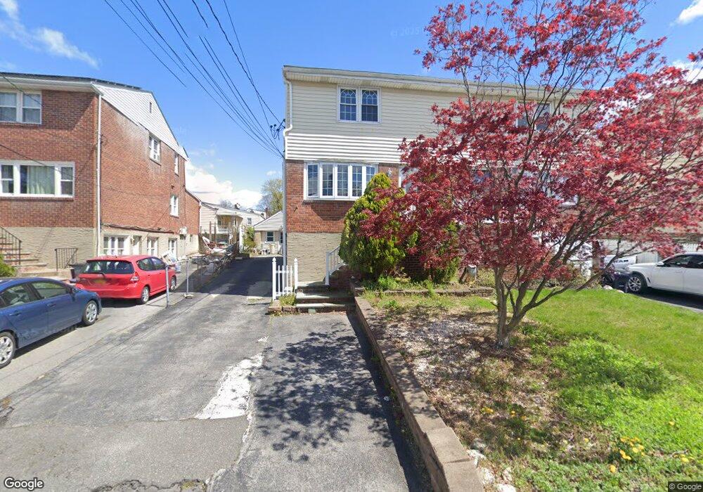 212 Hoover Rd unit 1st, Yonkers, NY 10710 - photo 1