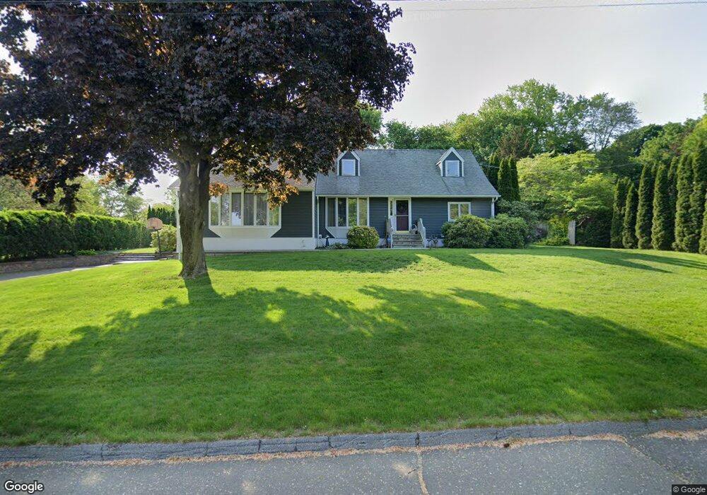 94 Macarthur Rd, Trumbull, CT 06611 - photo 1