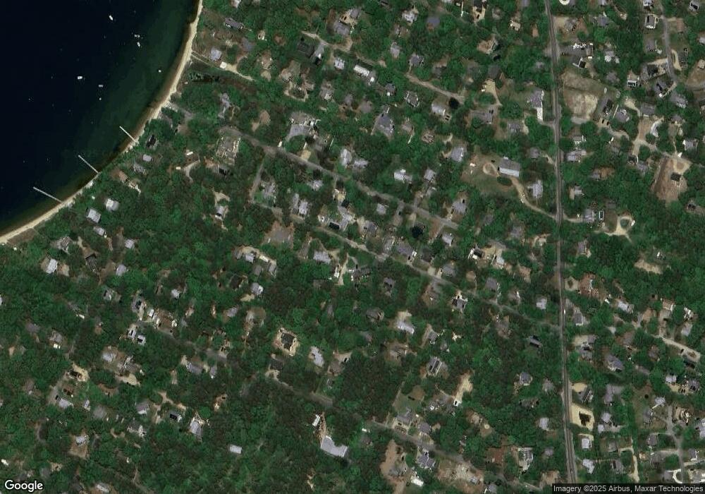 9 Crest Way, Vineyard Haven, MA 02568 - photo 1