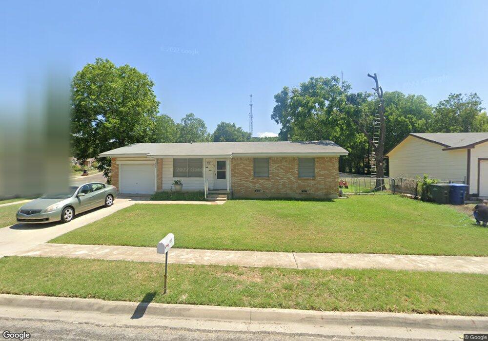808 W Lincoln Ave, Copperas Cove, TX 76522 - photo 1