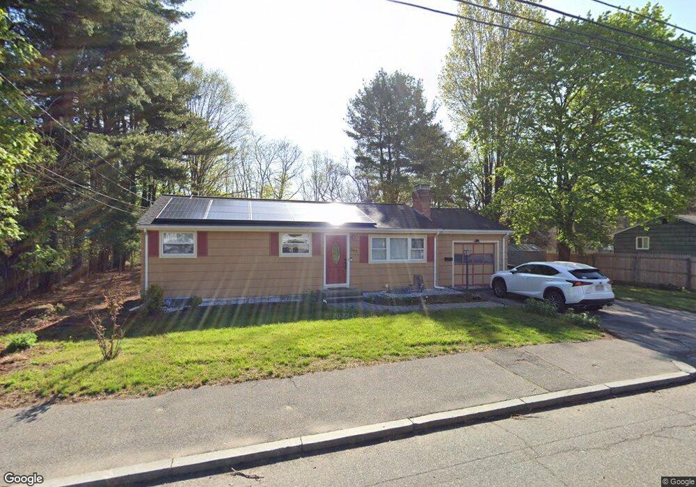 343 Elm St unit 343, Framingham, MA 01701 - photo 1