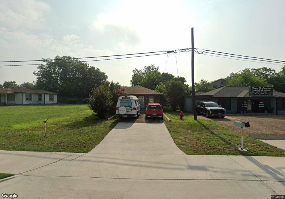 608 N Main St, Springtown, TX 76082 - photo 1