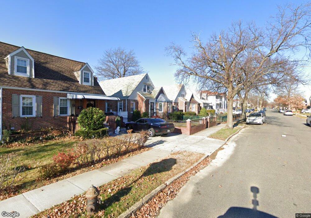 5344 192nd St, Fresh Meadows, NY 11365 - photo 1