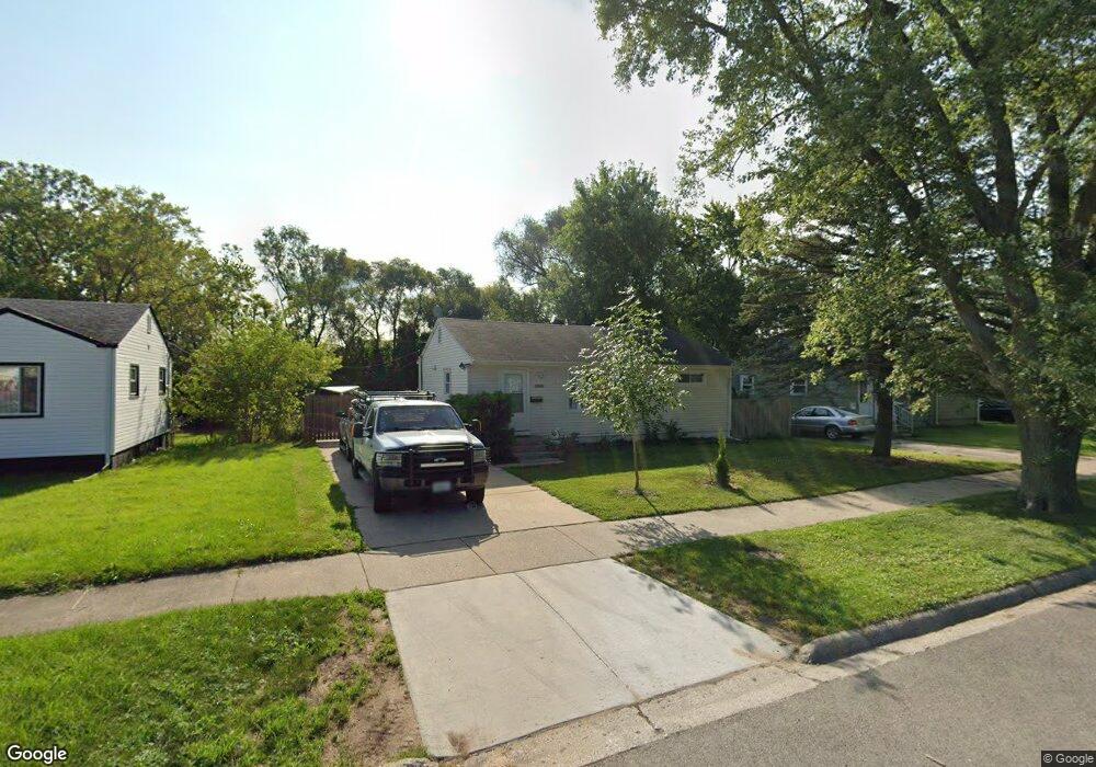 2845 N Pine St, Waukegan, IL 60087 - photo 1