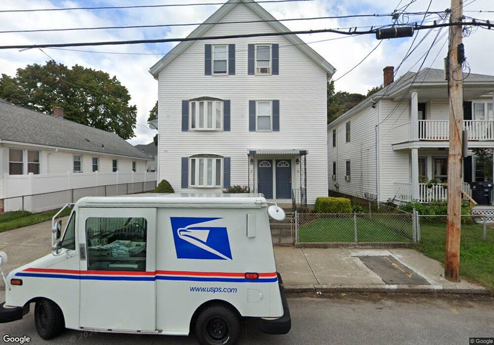 36 Warwick Rd, Pawtucket, RI 02861 - photo 1